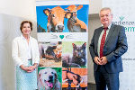 Tierschutzombudsfrau Barbara Fiala-Köck und Landeshauptmann-Stellvertreter Anton Lang präsentierten den aktuellen Tätigkeitsbericht. © Fotos: Land Steiermark/Streibl; Nutzung bei Quellenangabe honorarfrei