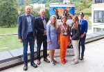 Die steirische Tierschutzombudsfrau mit den Referentinnen und Referenten der Fachtagung am Steiermarkhof: Martin Huth, Thomas Mühlbacher, Kathrin Jarz, Barbara Fiala-Köck, Birgit Stetina und Claudia Tatzl (v.l.).